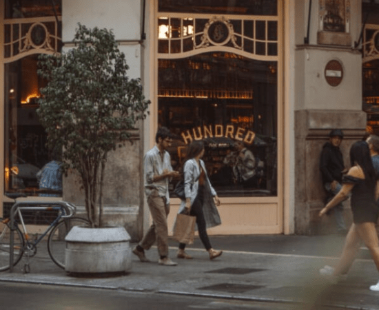 RocaJunyent asesora a Buenavista Capital en la adquisición de Hundred Burgers, cadena reconocida por “la mejor hamburguesa del mundo”